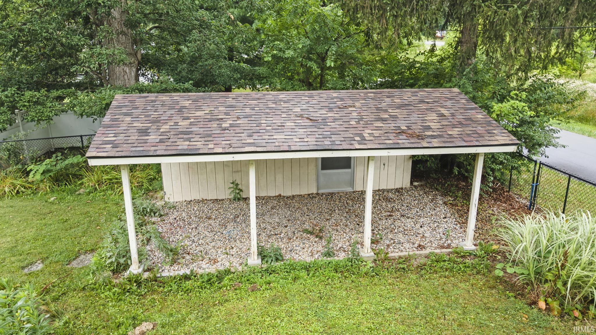 419 Stuart Circle Anderson, IN 46012 - Photo 9 of 36