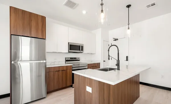 $2,200 | 600 Broadway, Unit 313, Chelsea, MA 02150