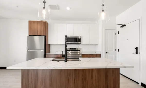 $2,200 | 600 Broadway, Unit 313, Chelsea, MA 02150