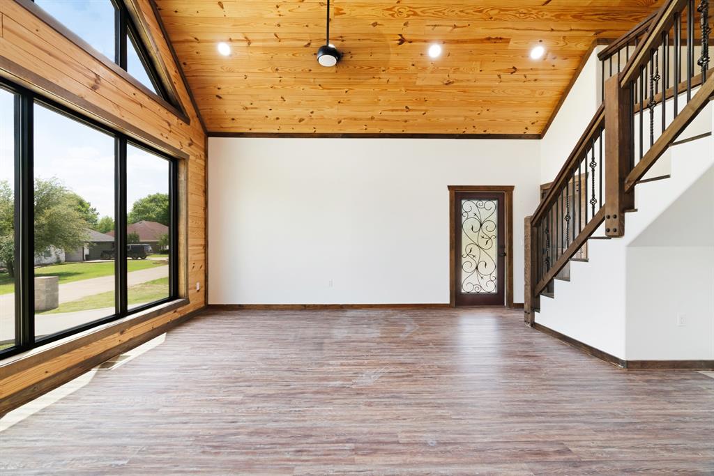 209 Helena Drive Powderly, TX 75473 - Photo 8 of 23