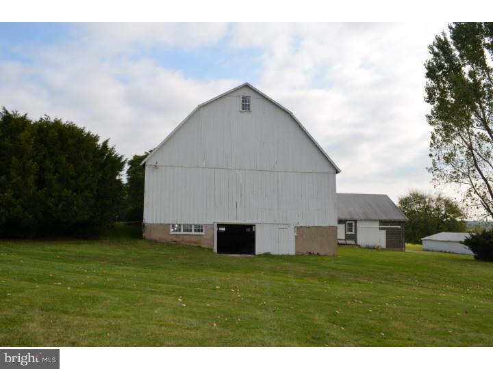 3065 Old State Road Telford, PA 18969 - Photo 8 of 25 Gallery Image 8