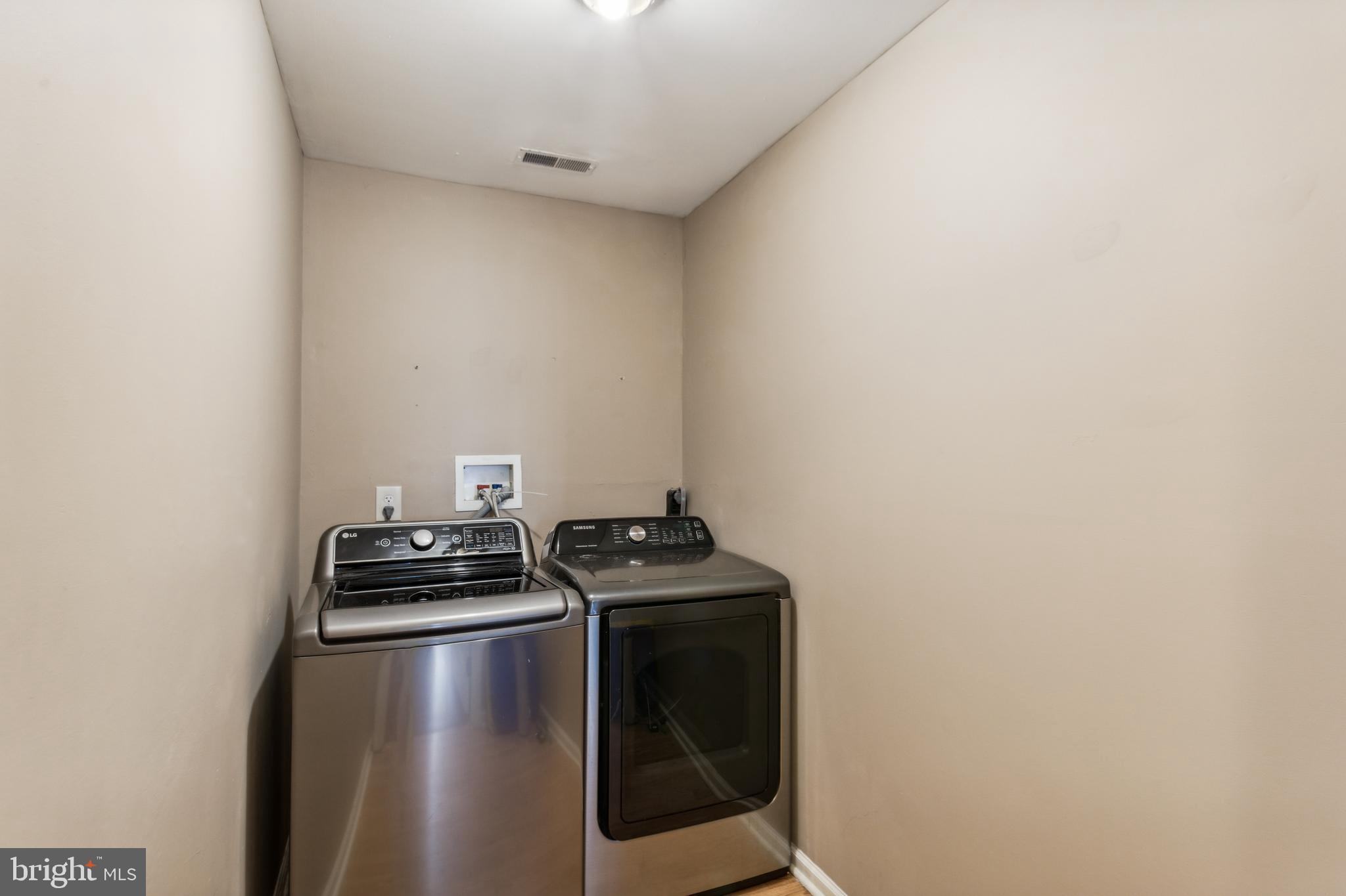 308 Rabbit Court Mullica Hill, NJ 08062 - Photo 23 of 25 Laundry Room