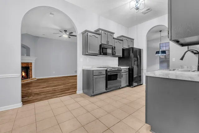 $360,000 | 4936 Rivercrest Lane, Bartlett, TN 38135