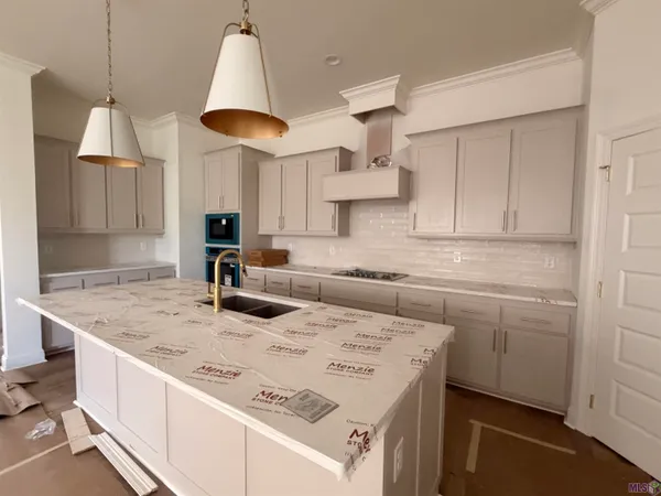 $428,145 | 21457 Blue Fin Drive, Springfield, LA 70462