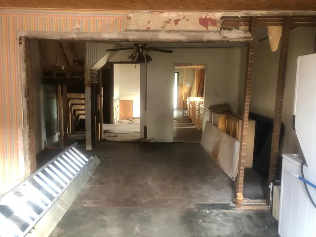 $40,000 | 162 Harrison Street, Manistee, MI 49660