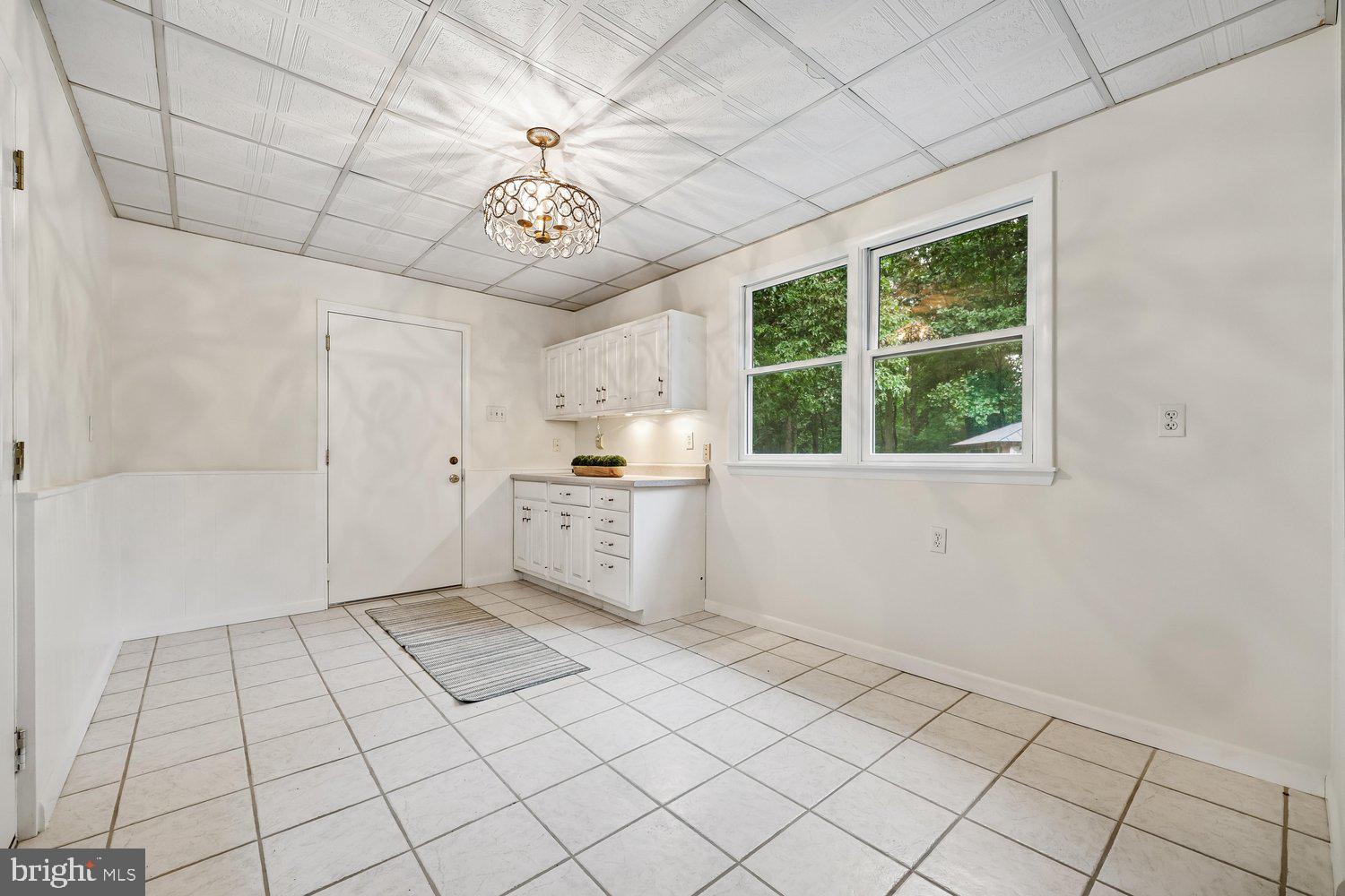 2404 Braddock Road Mount Airy, MD 21771 - Photo 17 of 65 Mud Room