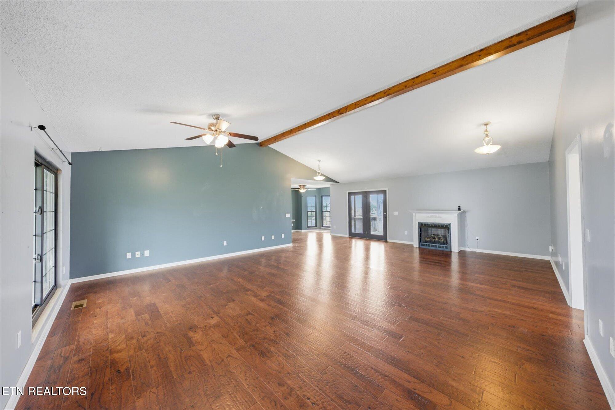 217 South Rolling Ridge Lane South Vonore, TN 37885 - Photo 4 of 35 04-217-Rolling-Ridge-LN-S-4