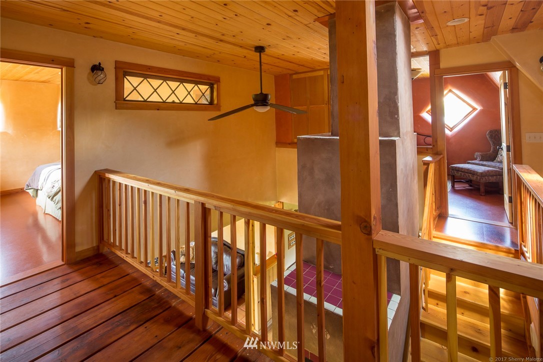 620 Twisp-Winthrop Eastside Road Winthrop, WA 98862 - Photo 14 of 25 Gallery Image 14