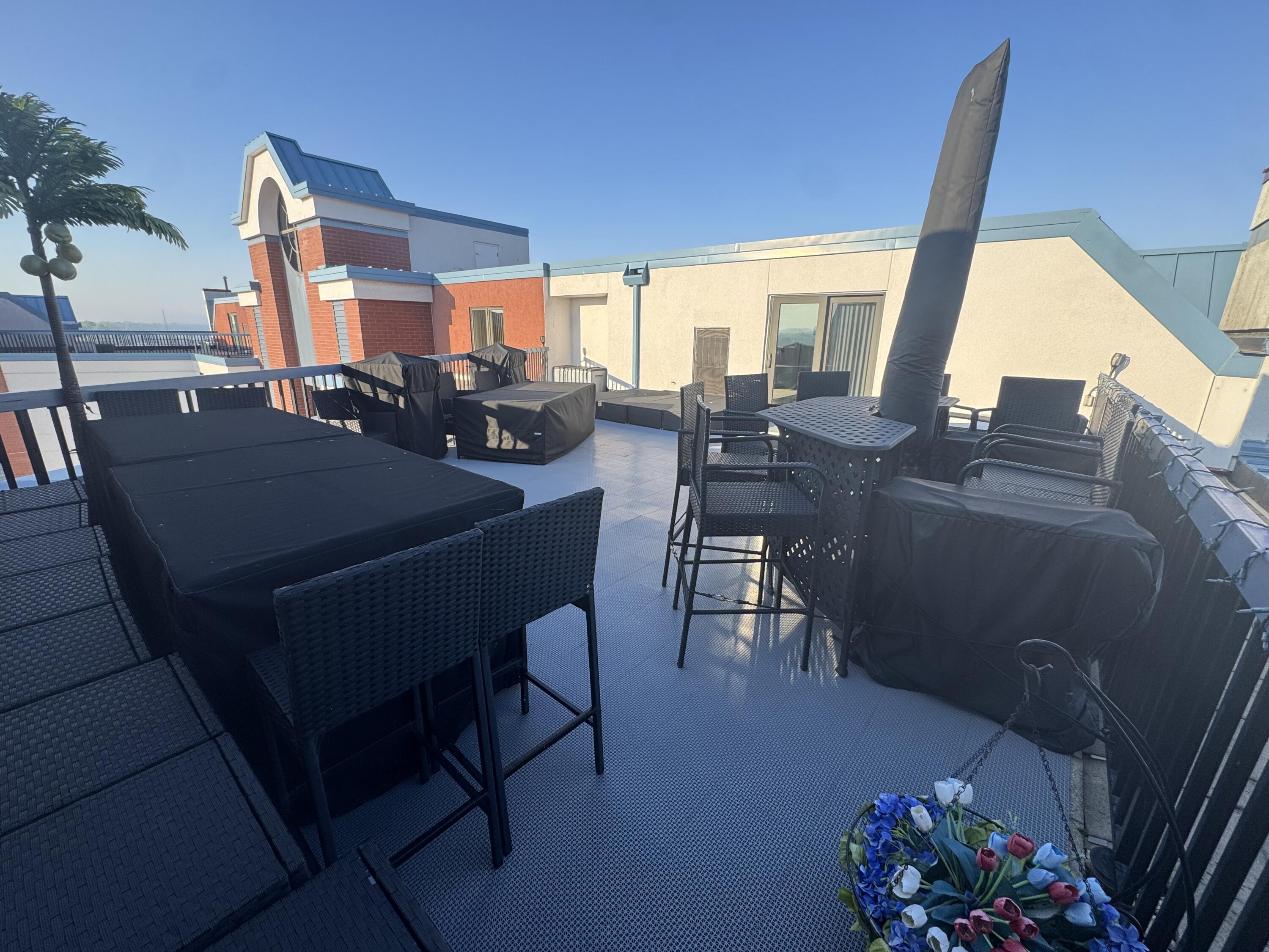 333 Lake Avenue, Unit 806 Racine, WI 53403 - Photo 44 of 62 7B_LST 806_Rooftop