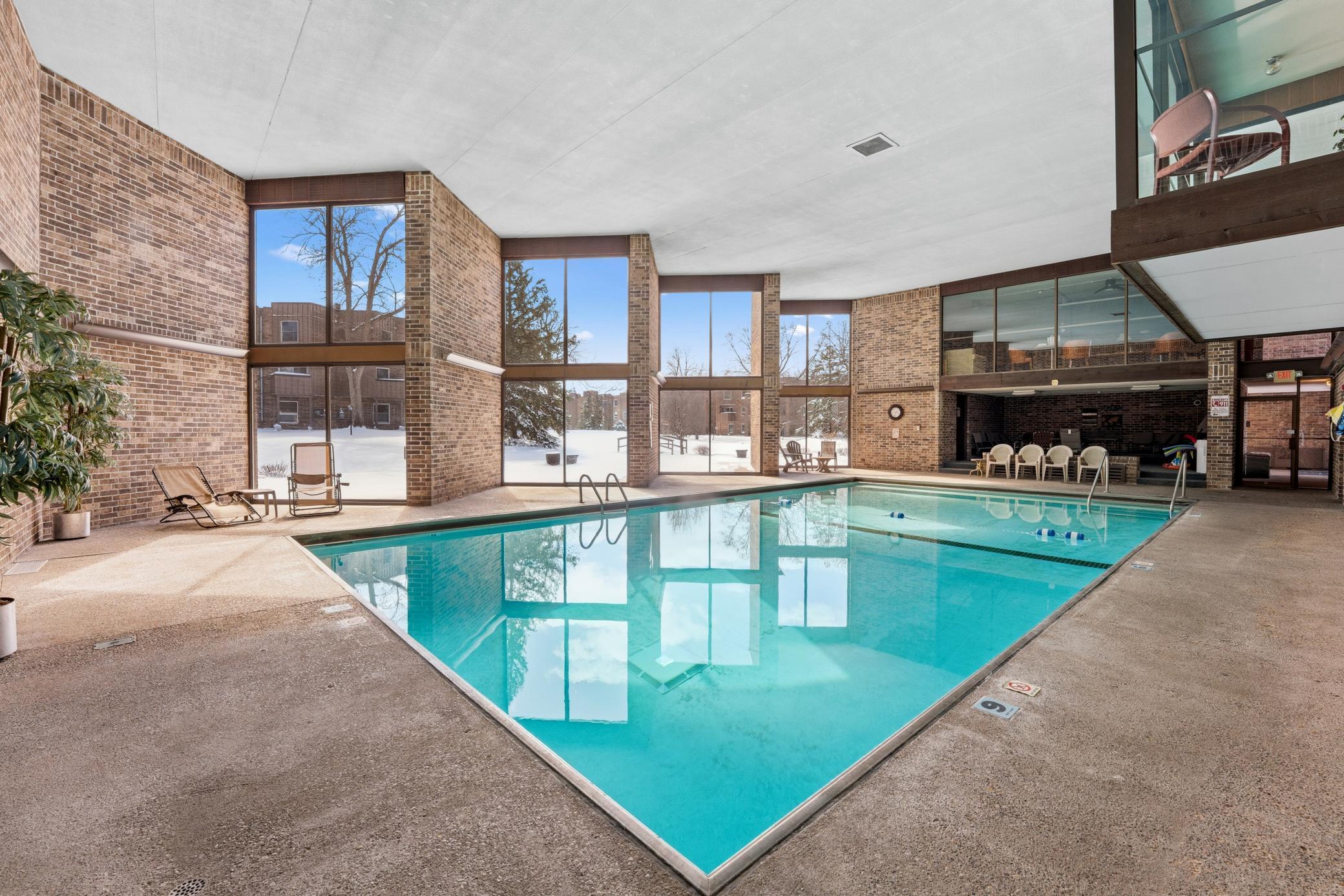 2220 Midland Grove Road, Unit 112 Roseville, MN 55113 - Photo 21 of 25