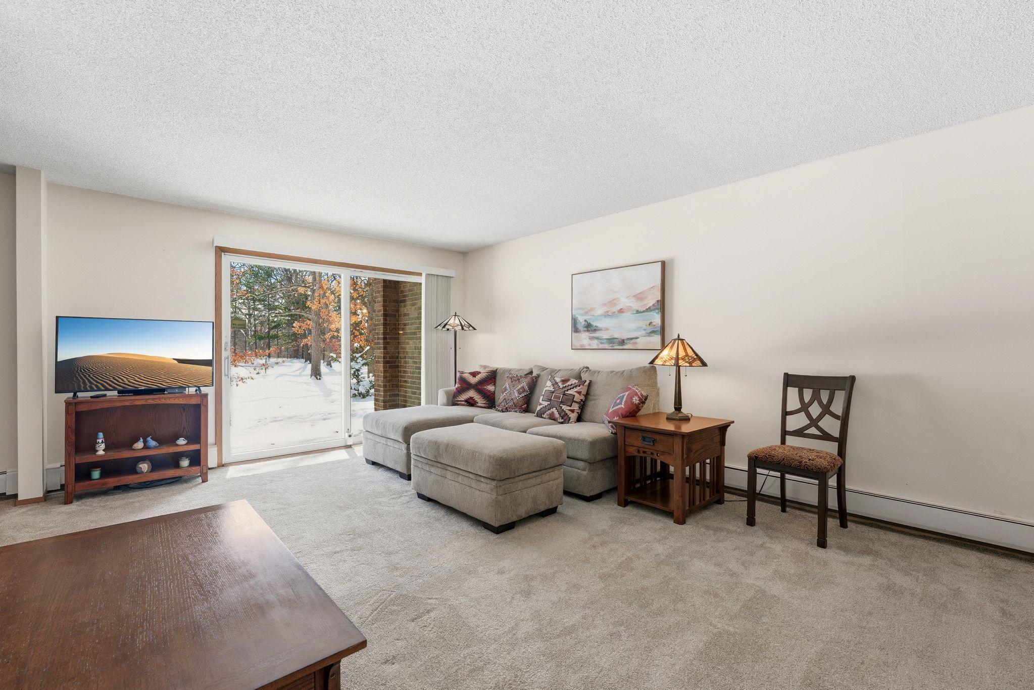 2220 Midland Grove Road, Unit 112 Roseville, MN 55113 - Photo 5 of 25