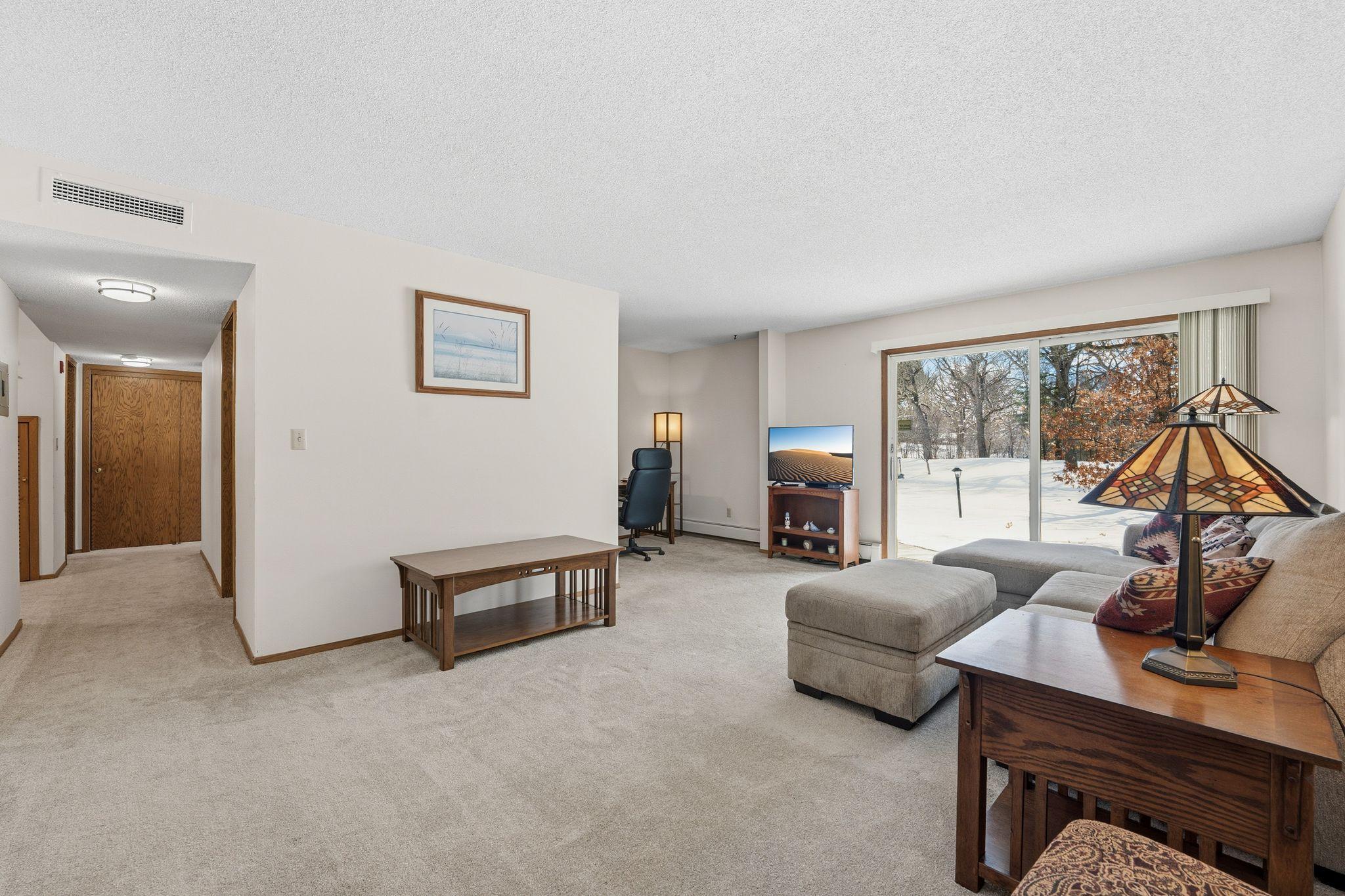 2220 Midland Grove Road, Unit 112 Roseville, MN 55113 - Photo 6 of 25