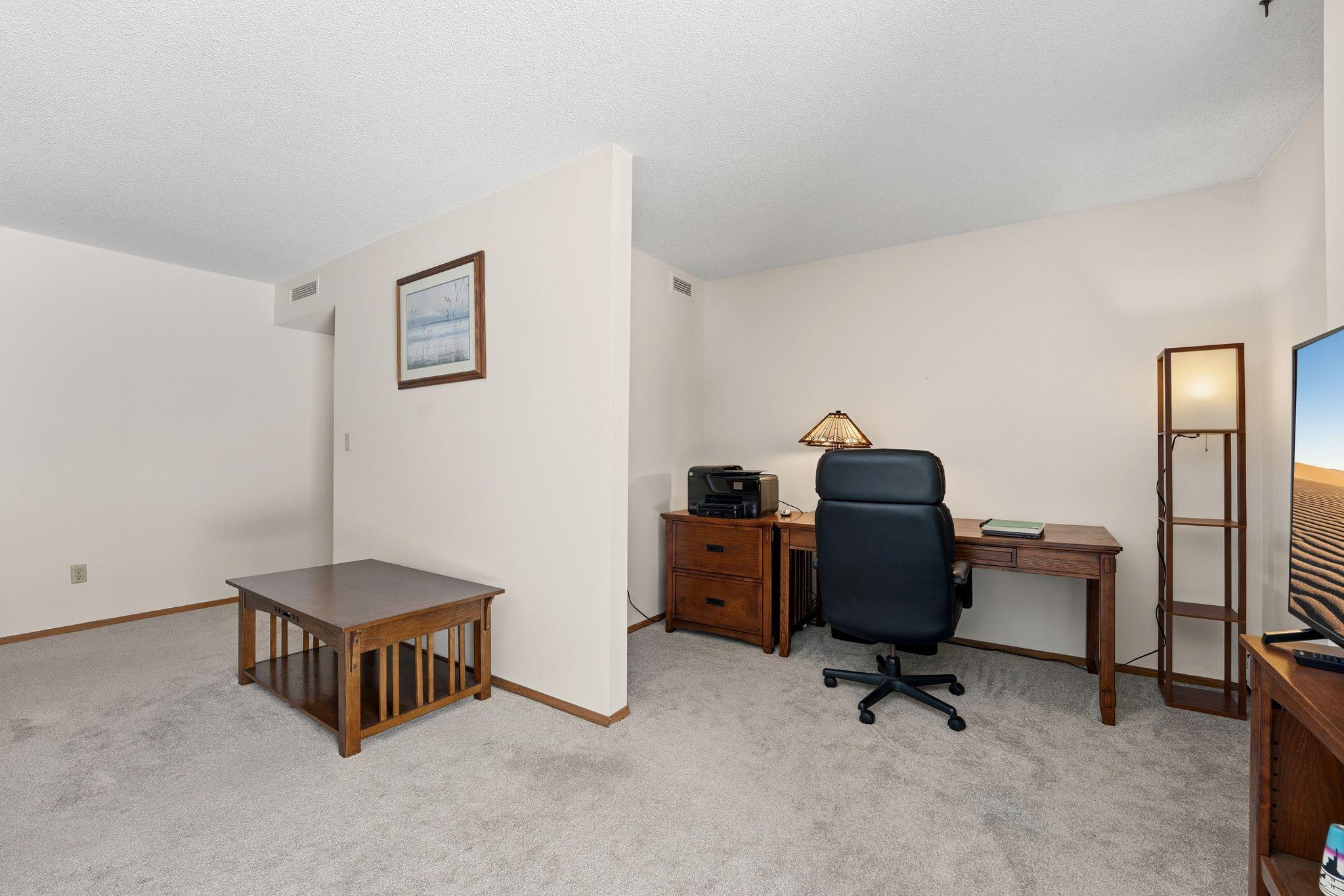 2220 Midland Grove Road, Unit 112 Roseville, MN 55113 - Photo 7 of 25