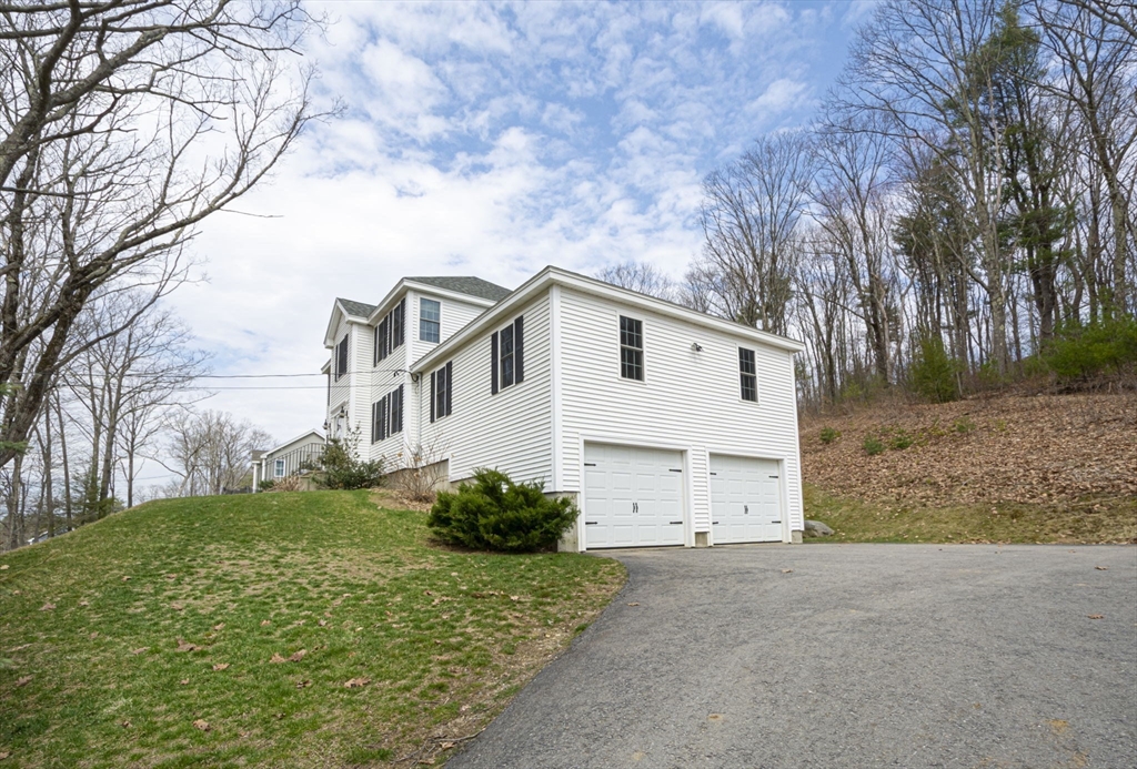 4 Brintnal Drive Rutland, MA 01543 - Photo 34 of 40