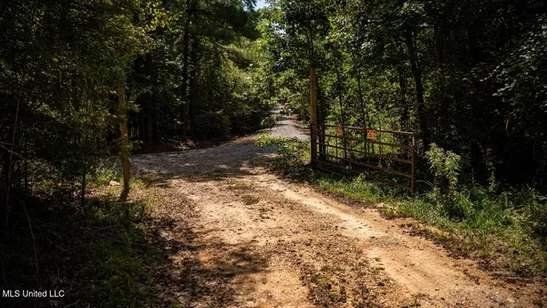 $247,000 | 4069 Dixie Garden Road, Wesson, MS 39191