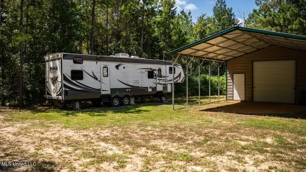 $247,000 | 4069 Dixie Garden Road, Wesson, MS 39191