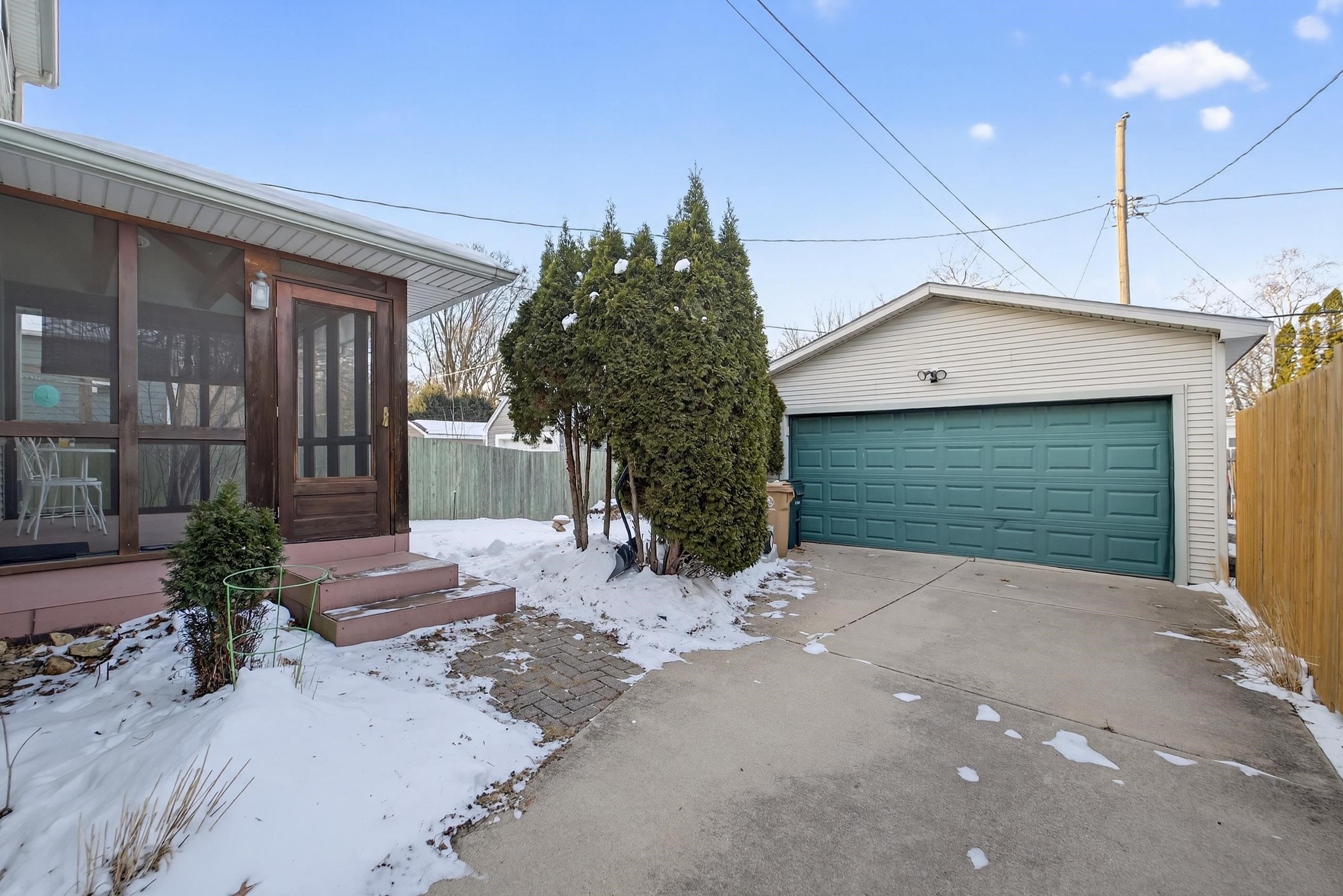 2838 Stevens Street Madison, WI 53705 - Photo 34 of 47