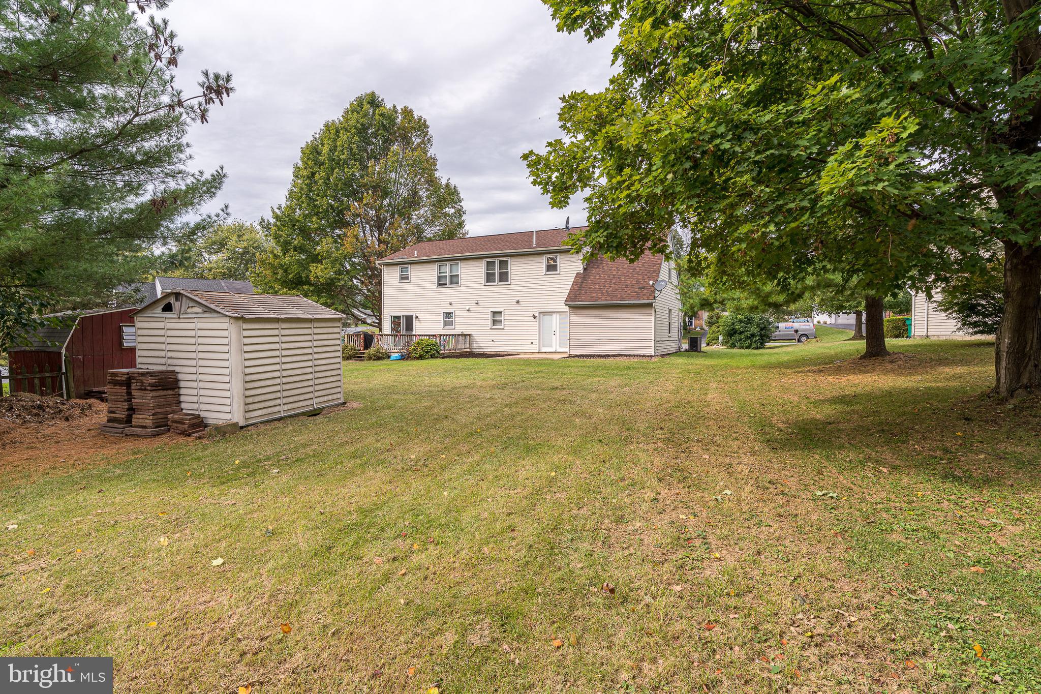 19 Winding Way Lititz, PA 17543 - Photo 23 of 28
