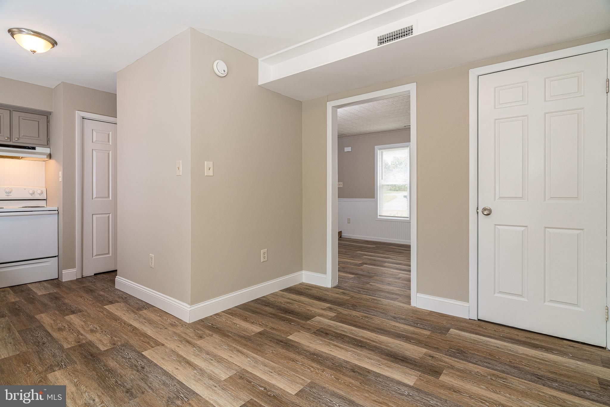 19 Winding Way Lititz, PA 17543 - Photo 6 of 28