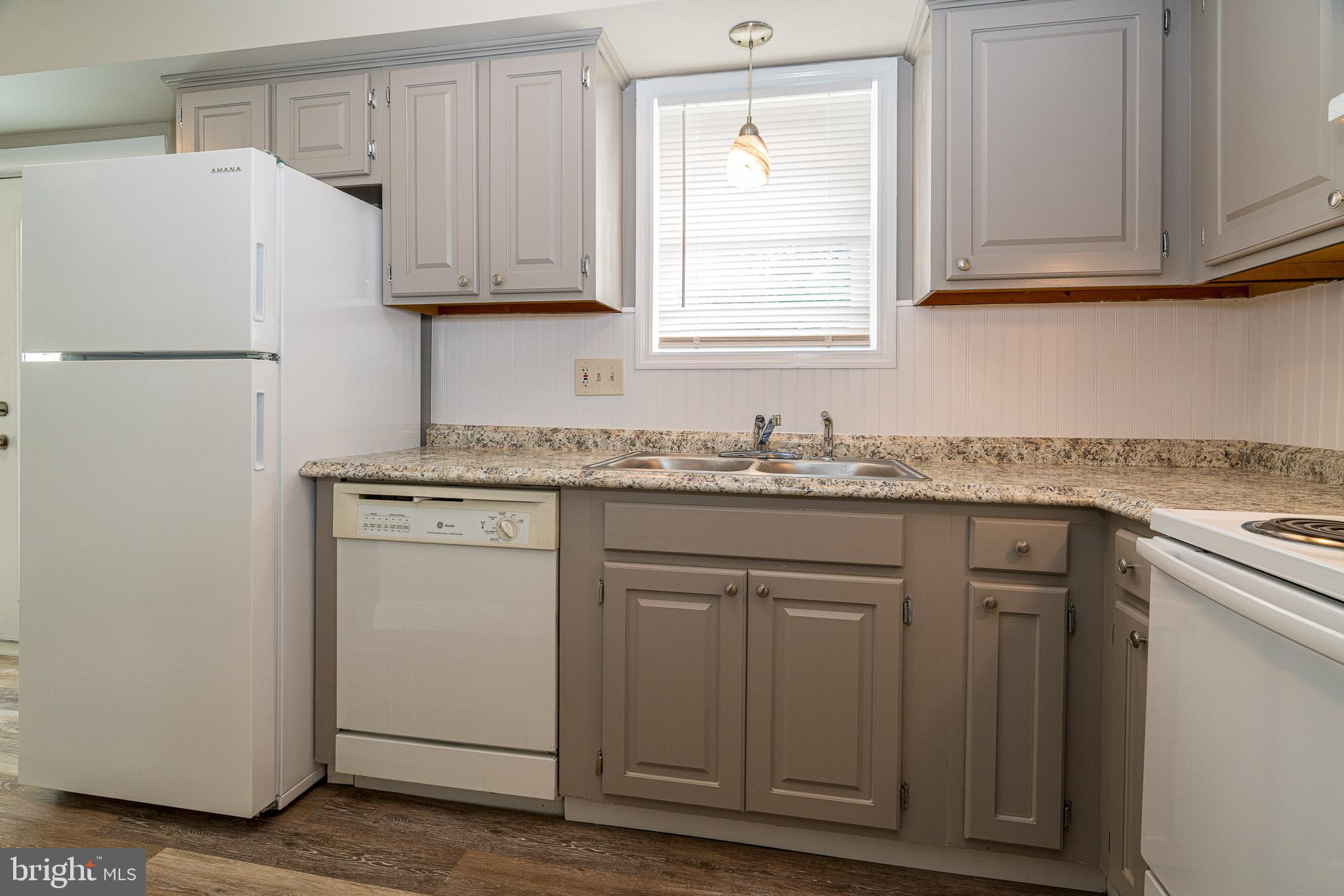19 Winding Way Lititz, PA 17543 - Photo 7 of 28