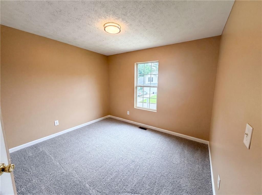 2195 Clayton Ridge Lithonia, GA 30058 - Photo 12 of 22