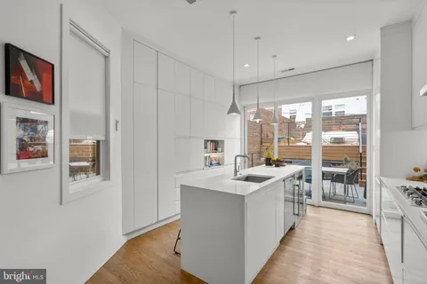 $1,750,000 | 2727 Ontario Road Northwest, Washington, DC 20009