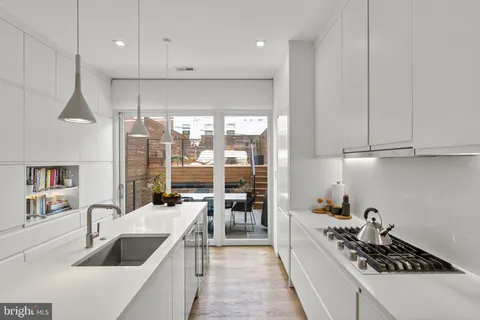 $1,750,000 | 2727 Ontario Road Northwest, Washington, DC 20009