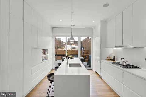 $1,750,000 | 2727 Ontario Road Northwest, Washington, DC 20009