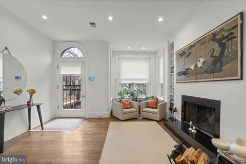 $1,750,000 | 2727 Ontario Road Northwest, Washington, DC 20009