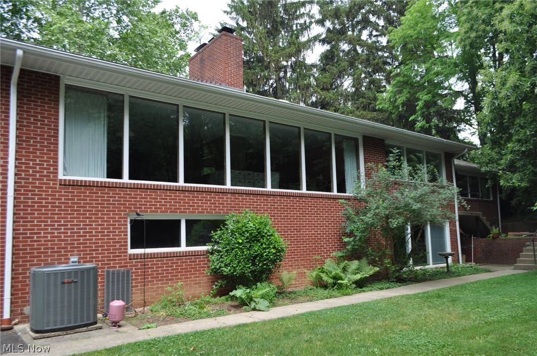 3060 Dresden Road Zanesville, OH 43701 - Photo 10 of 34 Back view of homes large pella windows