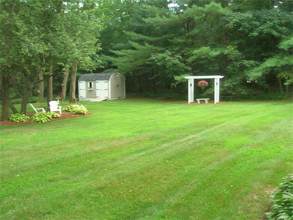 102 Allen Road Billerica, MA 01821 - Photo 4 of 14