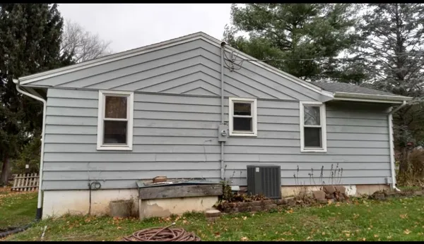 $215,000 | 14918 Main Street, Buchanan, MI 49107
