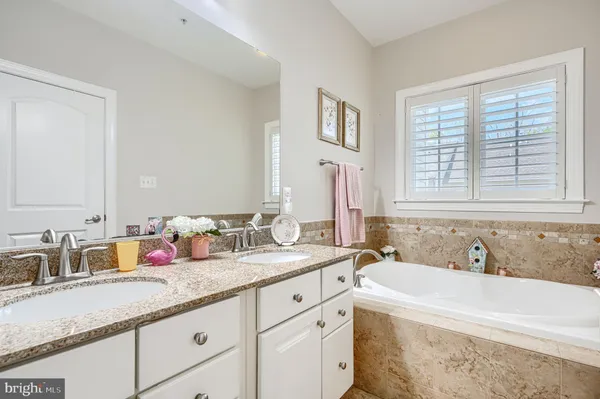 $3,600 | 432 Grand Street, Gaithersburg, MD 20878