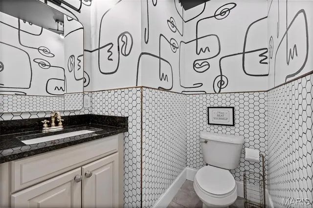 $295,000 | 4418 Connecticut Street, St. Louis, MO 63116