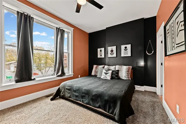 $295,000 | 4418 Connecticut Street, St. Louis, MO 63116