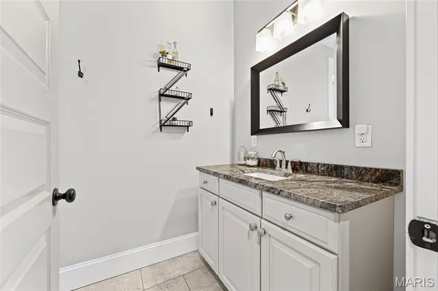 $295,000 | 4418 Connecticut Street, St. Louis, MO 63116