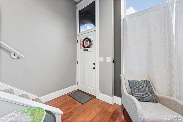 $295,000 | 4418 Connecticut Street, St. Louis, MO 63116