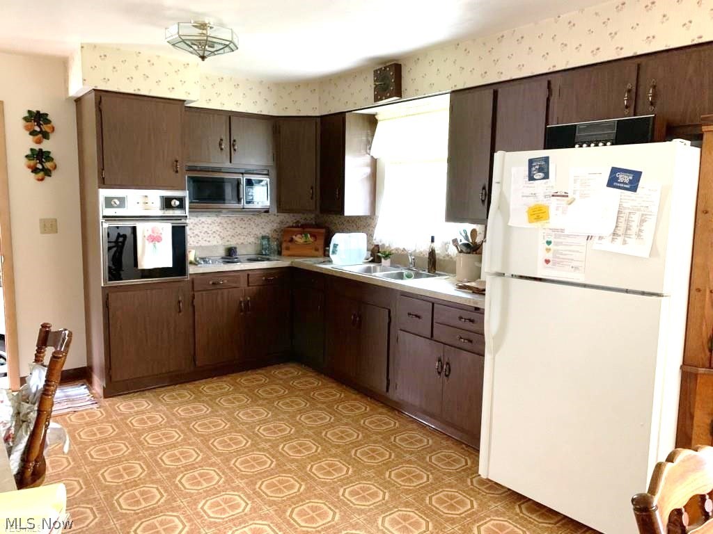 5577 Wylie Ridge Road New Cumberland, WV 26047 - Photo 4 of 11 Gallery Image 4