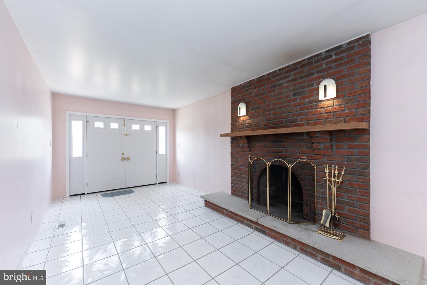 8305 Verree Road Philadelphia, PA 19111 - Photo 18 of 32 Gallery Image 18