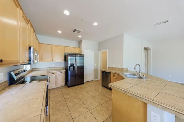 $2,245 | 12576 West Morning Vista Drive, Peoria, AZ 85383