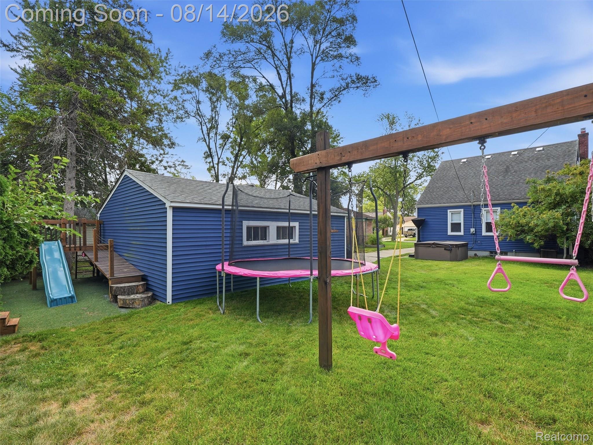 2056 Cambridge Road Berkley, MI 48072 - Photo 21 of 25 41-DSC01611.jpg