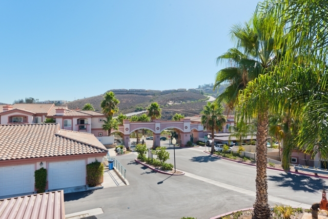 2723 Lake Pointe Drive, Unit 231 Spring Valley, CA 91977 - Photo 4 of 18