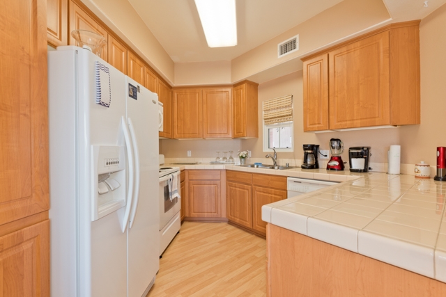 2723 Lake Pointe Drive, Unit 231 Spring Valley, CA 91977 - Photo 6 of 18