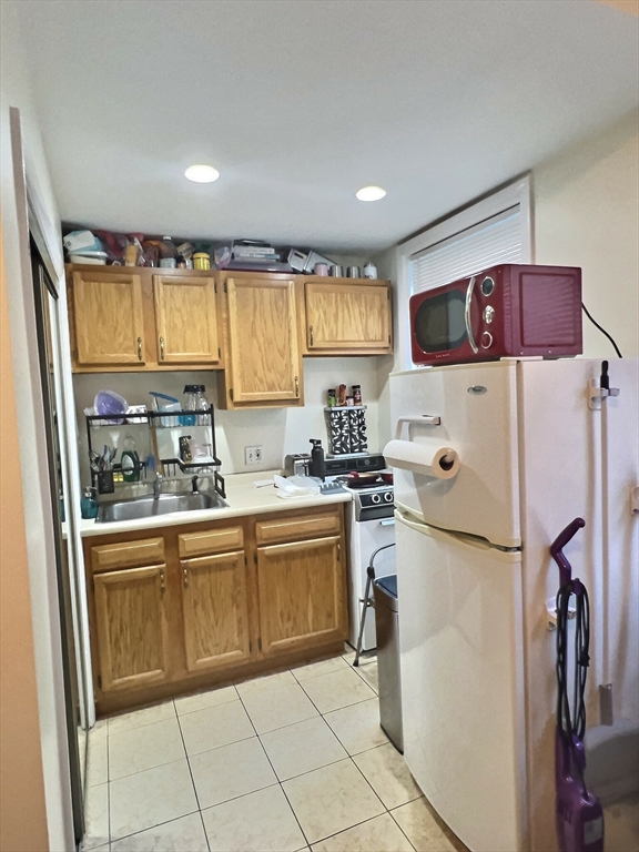 1482 Beacon Street, Unit 12 Brookline, MA 02446 - Photo 3 of 5