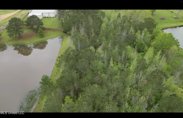 $125,000 | 1102 Highway 35, Carthage, MS 39051