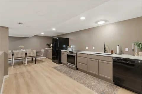 $424,900 | 927 West 20th Terrace, Lawrence, KS 66046