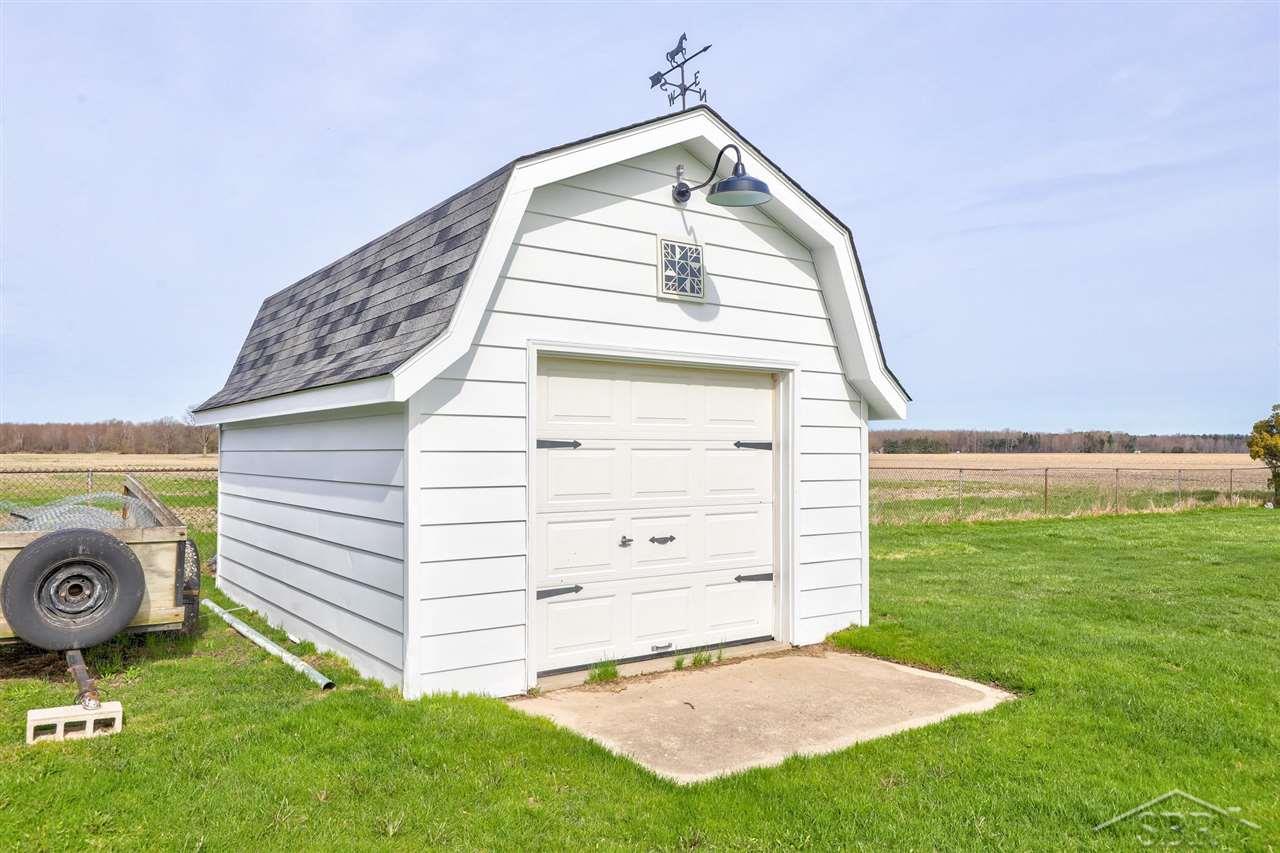 3380 South Orr Road Hemlock, MI 48626 - Photo 37 of 47 50073392-36.JPG