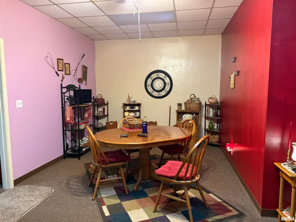 $50,000 | 297 Oak Street, Dallas City, IL 62330