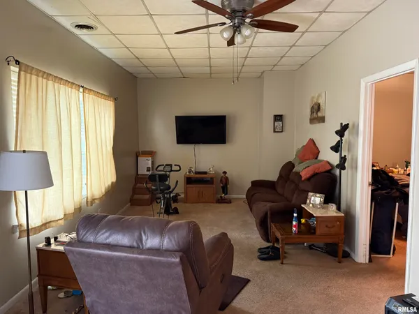 $50,000 | 297 Oak Street, Dallas City, IL 62330