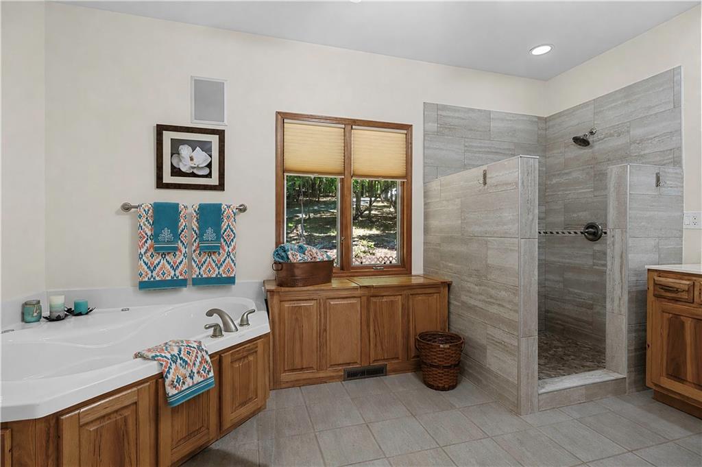 258 Neals Brow Road Menlo, GA 30731 - Photo 15 of 31